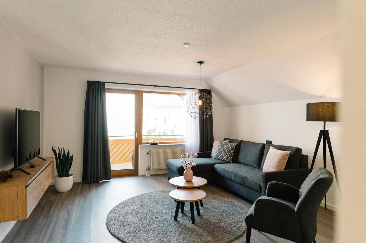 Moderne 2 Zi.-Fewo Blackforest Art Barrierefrei Naehe Freiburg Зімонсвальд Екстер'єр фото